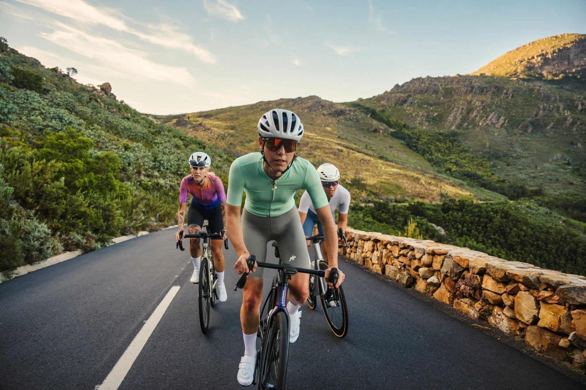 ASSOS