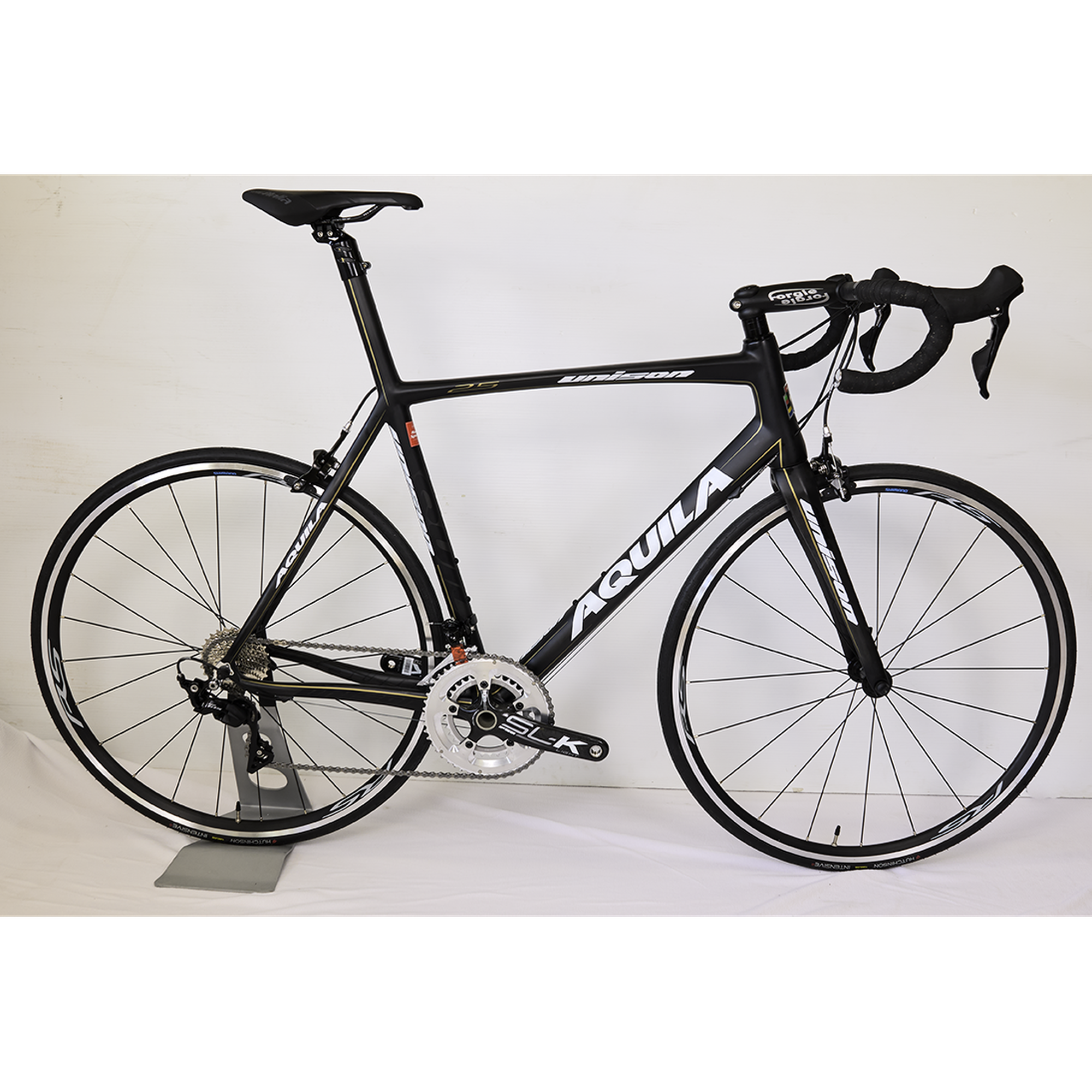 Aquila Unison Road Bike