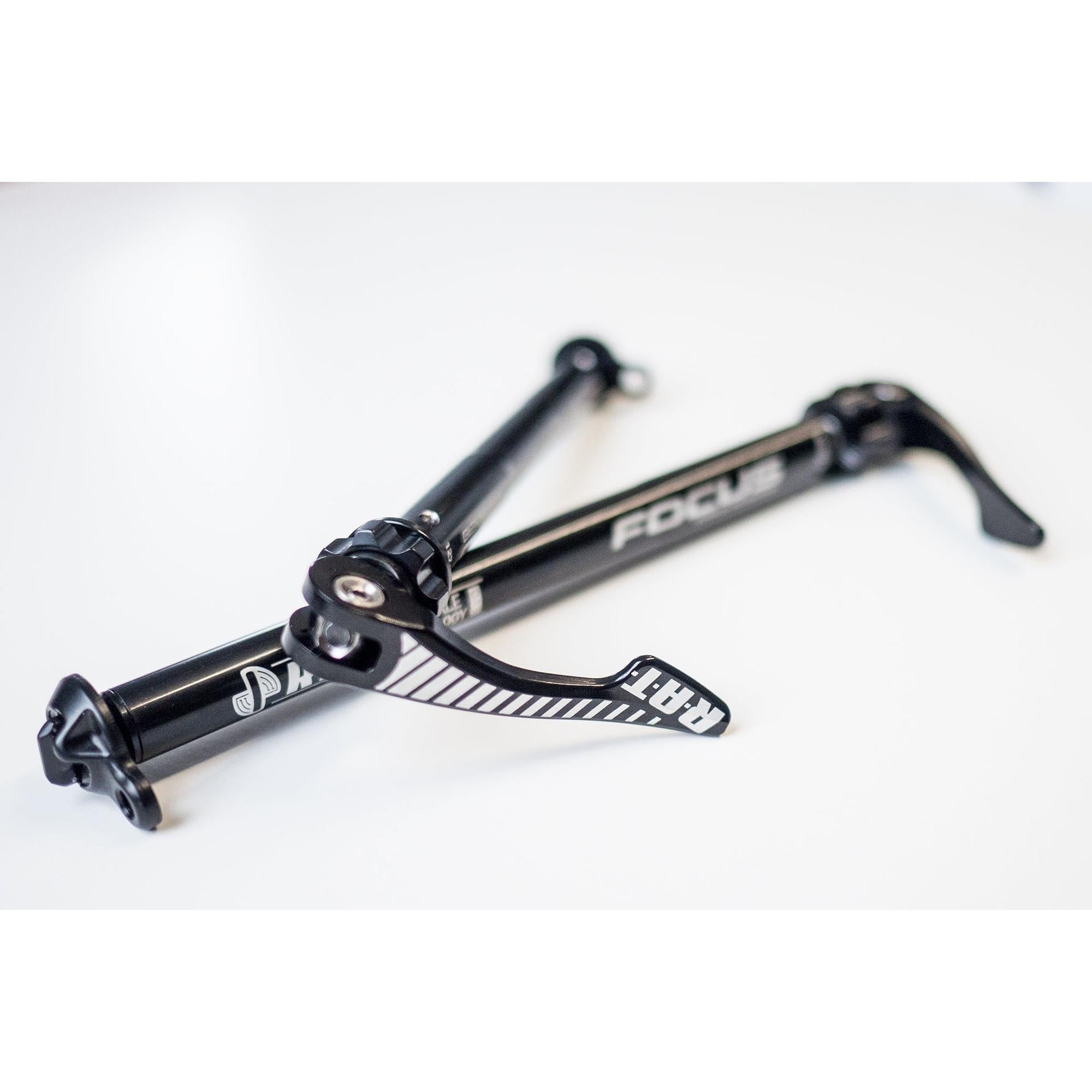 Focus RAT Front Thru Axle