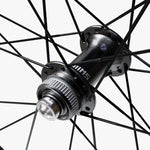 Shimano WH-RX880-700C GRX Wheelset Tubeless CL Disc