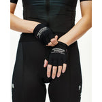 Pas Normal Studios Logo Race Mitt